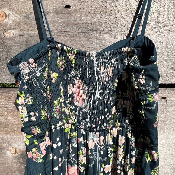 Band of Gypsies Women's Multicolor Sleeveless Wide Leg Floral Jumpsuit - Picture 4 of 8